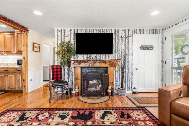 5 Linda Dr, Belmont, NH 03220