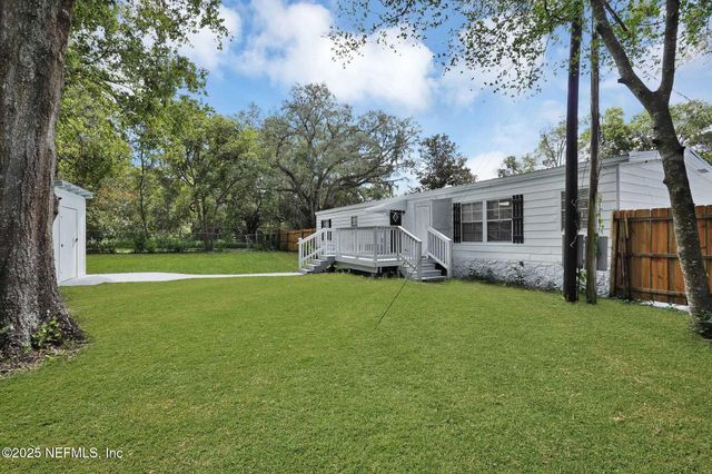 8317 MC GLOTHLIN Street, Jacksonville, FL 32210