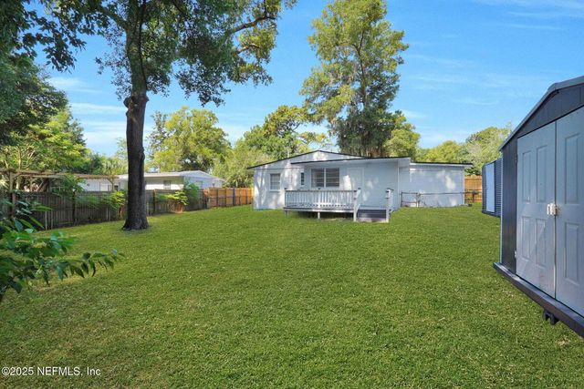 8317 MC GLOTHLIN Street, Jacksonville, FL 32210