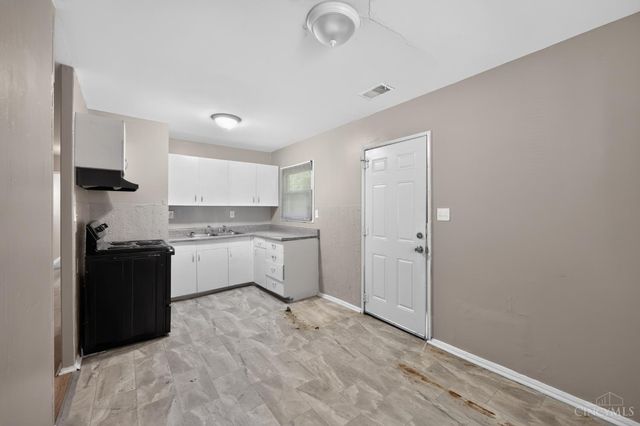 1739 Monterey Court, Cincinnati, OH 45223