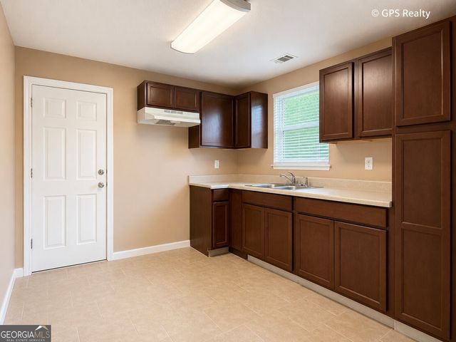 1454 Walnut Street, Macon, GA 31201