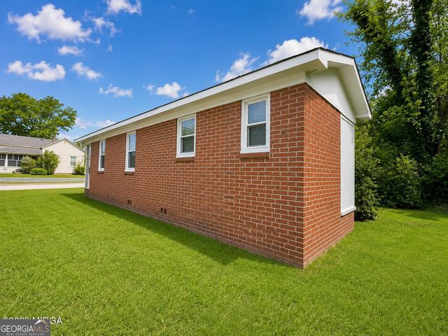1454 Walnut Street, Macon, GA 31201