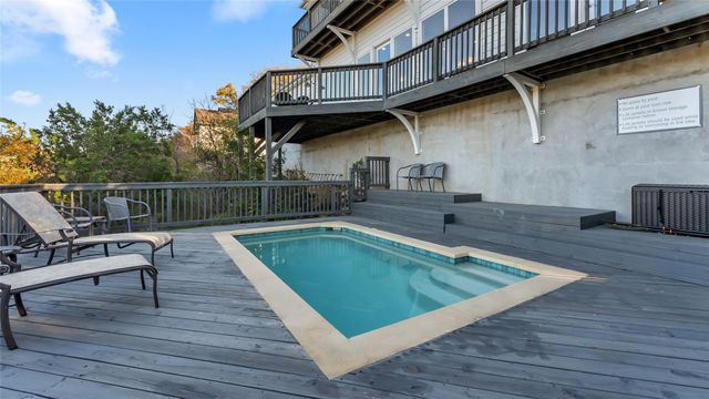 508 Los Escondidos ST, Marble Falls, TX 78654