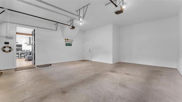 508 Los Escondidos ST, Marble Falls, TX 78654