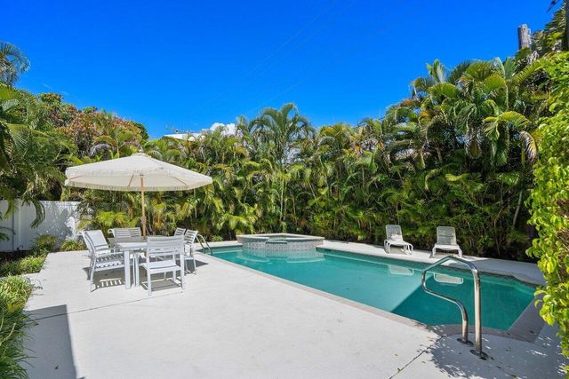 141 Chilean Avenue, Palm Beach, FL 33480