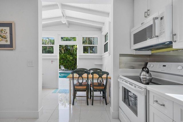 141 Chilean Avenue, Palm Beach, FL 33480