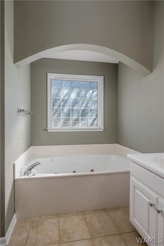 4254 Heathersage Circle, Tuscaloosa, AL 35405