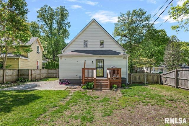 700 S English Avenue, Springfield, IL 62704