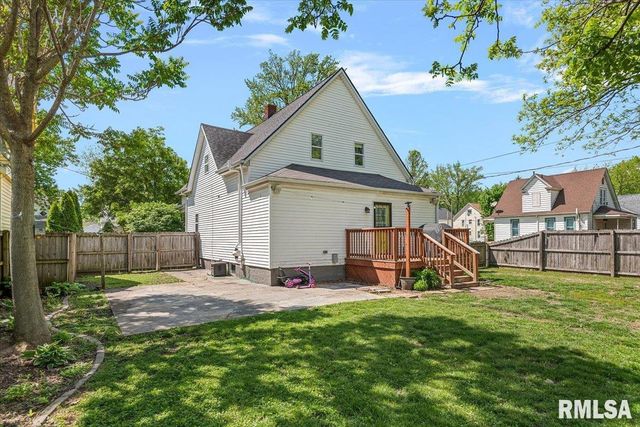 700 S English Avenue, Springfield, IL 62704