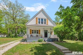 700 S English Avenue, Springfield, IL 62704