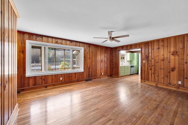 433 Pineview Drive, Pickens, SC 29671