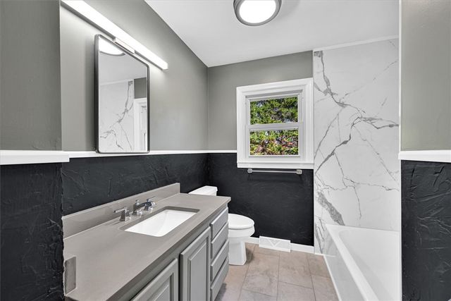 433 Pineview Drive, Pickens, SC 29671