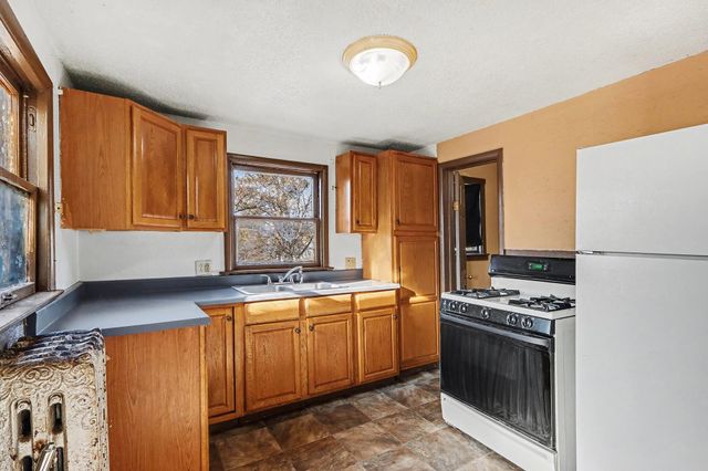 180 Calhoun Street, Battle Creek, MI 49017