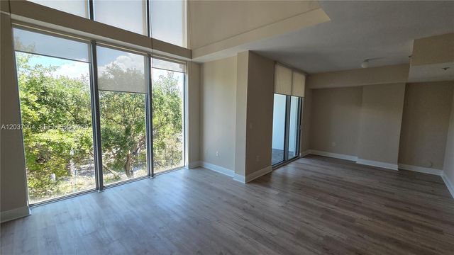 3001 SW 27th Ave L402, Miami, FL 33133