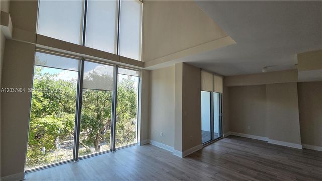 3001 SW 27th Ave L402, Miami, FL 33133
