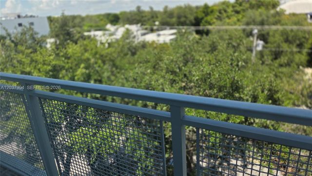 3001 SW 27th Ave L402, Miami, FL 33133