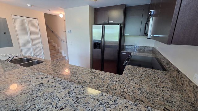 3001 SW 27th Ave L402, Miami, FL 33133