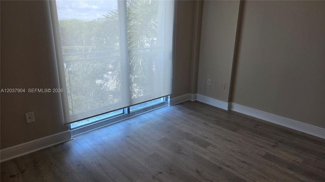 3001 SW 27th Ave L402, Miami, FL 33133