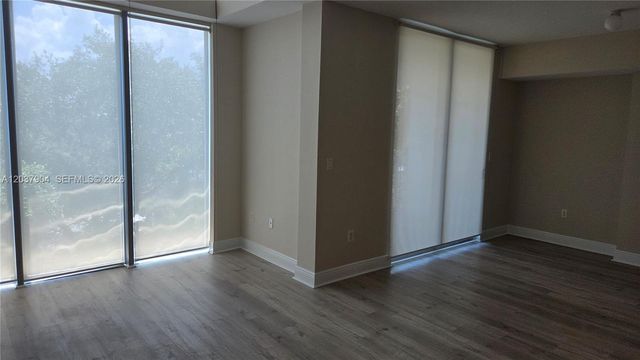 3001 SW 27th Ave L402, Miami, FL 33133