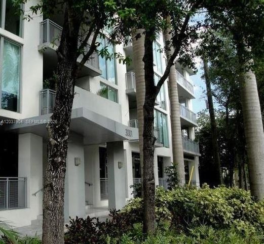 3001 SW 27th Ave L402, Miami, FL 33133