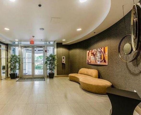 3001 SW 27th Ave L402, Miami, FL 33133