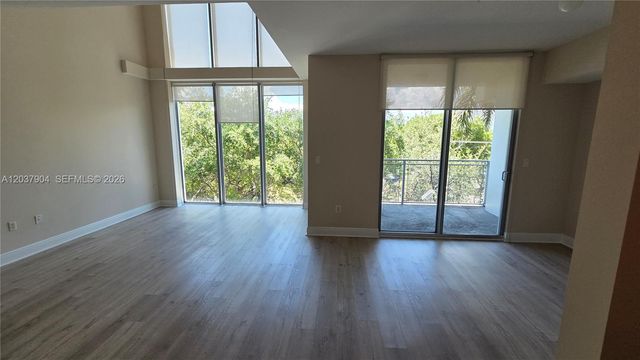 3001 SW 27th Ave L402, Miami, FL 33133