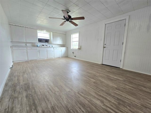 801 Collins Street, Dayton, TX 77535