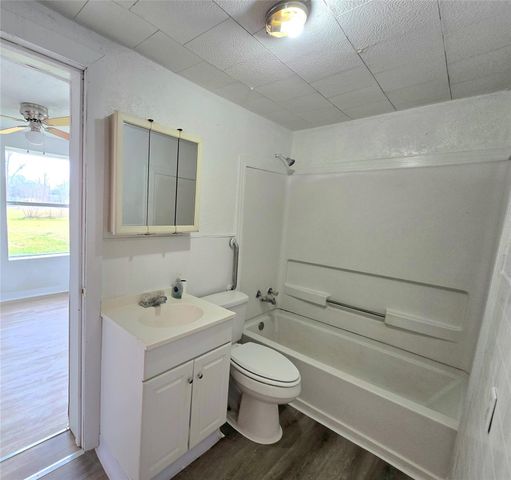 801 Collins Street, Dayton, TX 77535