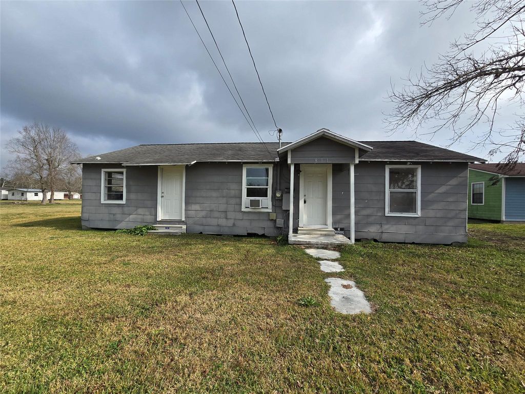 801 Collins Street, Dayton, TX 77535