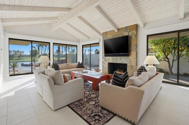 65 Mayfair Drive, Rancho Mirage, CA 92270