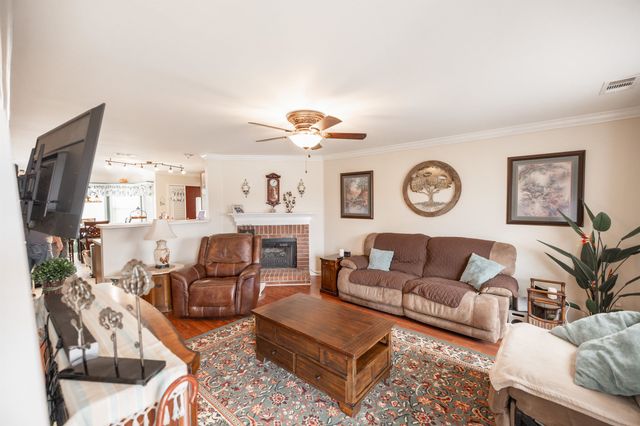 45 COTTON TRAIL DR, Rossville, TN 38066