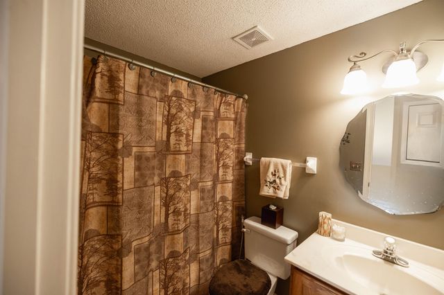 45 COTTON TRAIL DR, Rossville, TN 38066