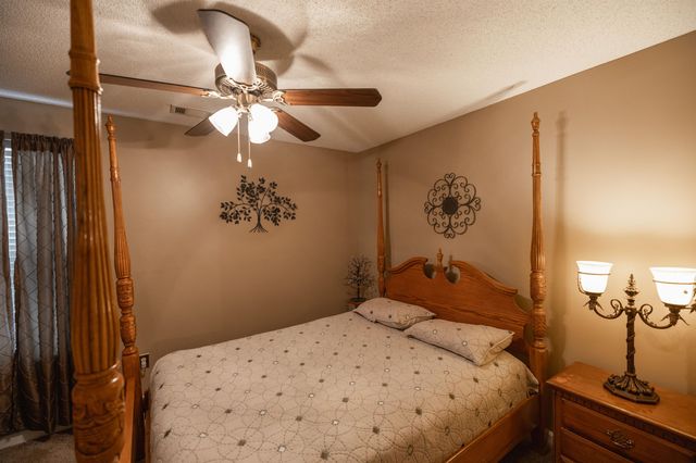 45 COTTON TRAIL DR, Rossville, TN 38066