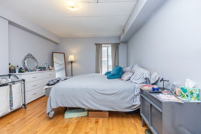 280 Harvard St 1A, Cambridge, MA 02139