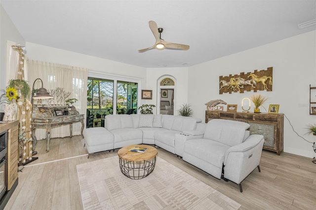 1527 WOODSTREAM DRIVE, Oldsmar, FL 34677