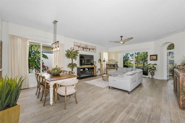 1527 WOODSTREAM DRIVE, Oldsmar, FL 34677