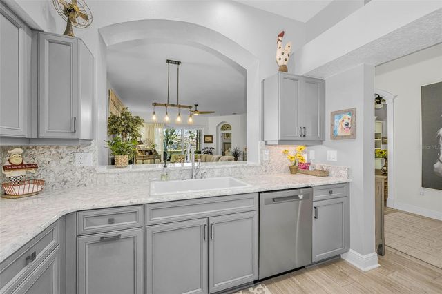 1527 WOODSTREAM DRIVE, Oldsmar, FL 34677