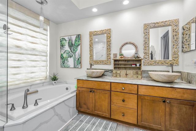 1527 WOODSTREAM DRIVE, Oldsmar, FL 34677