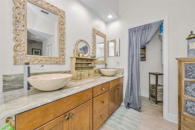 1527 WOODSTREAM DRIVE, Oldsmar, FL 34677