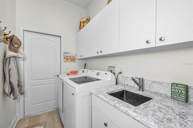 1527 WOODSTREAM DRIVE, Oldsmar, FL 34677