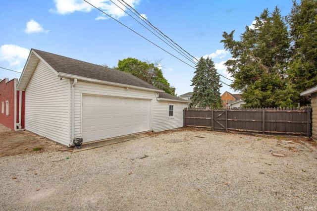 125 N West Street, Tipton, IN 46072