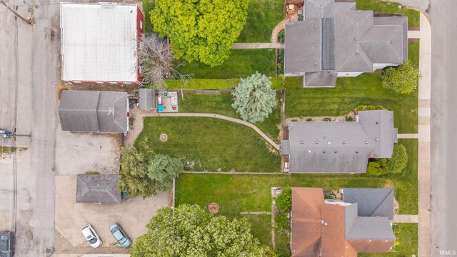 125 N West Street, Tipton, IN 46072