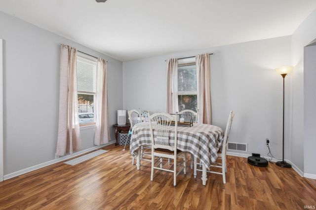 125 N West Street, Tipton, IN 46072