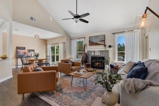 12049 Lincolnshire DR, Austin, TX 78758