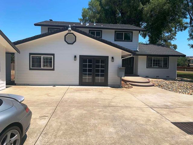 320 Fairview Ave, Brentwood, CA 94513