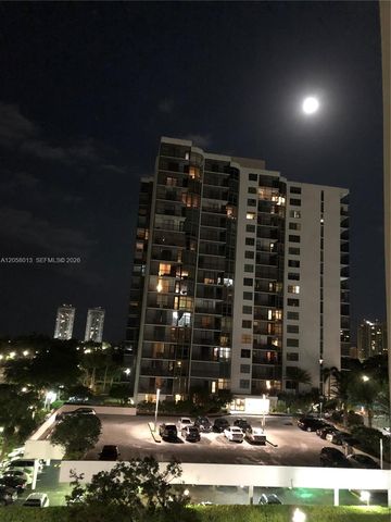 3301 N Country Club Dr 712, Aventura, FL 33180
