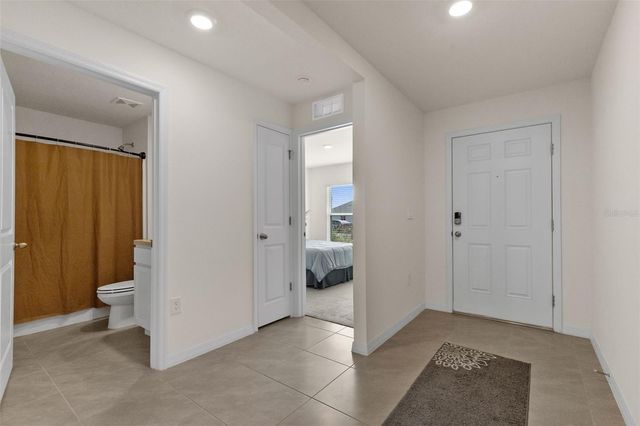 37207 SHARKS EYE LANE, Zephyrhills, FL 33541