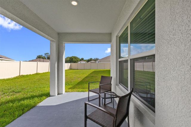 37207 SHARKS EYE LANE, Zephyrhills, FL 33541