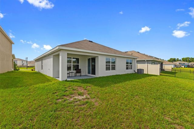 37207 SHARKS EYE LANE, Zephyrhills, FL 33541