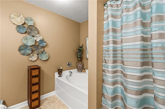 808 Chesapeake Lane, Archdale, NC 27263